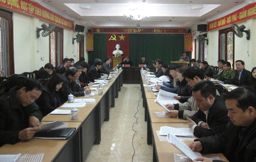 Deputi PM Vu Van Ninh melakukan temu kerja dengan pemimpin teras propinsi Ha Giang